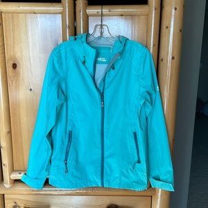 Gerry woman’s light green windbreaker size S